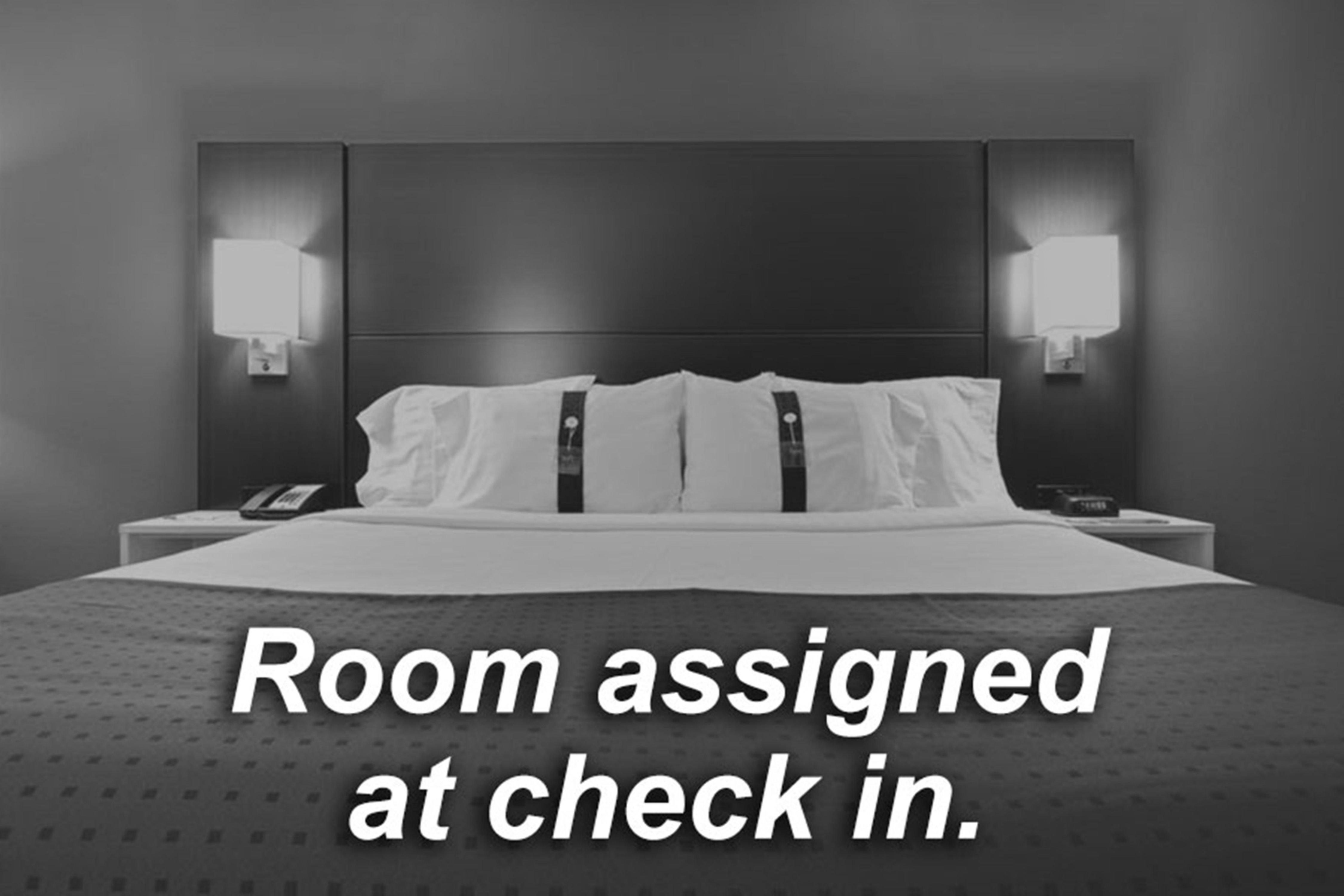 Holiday Inn Express & Suites Logan By Ihg מראה חיצוני תמונה