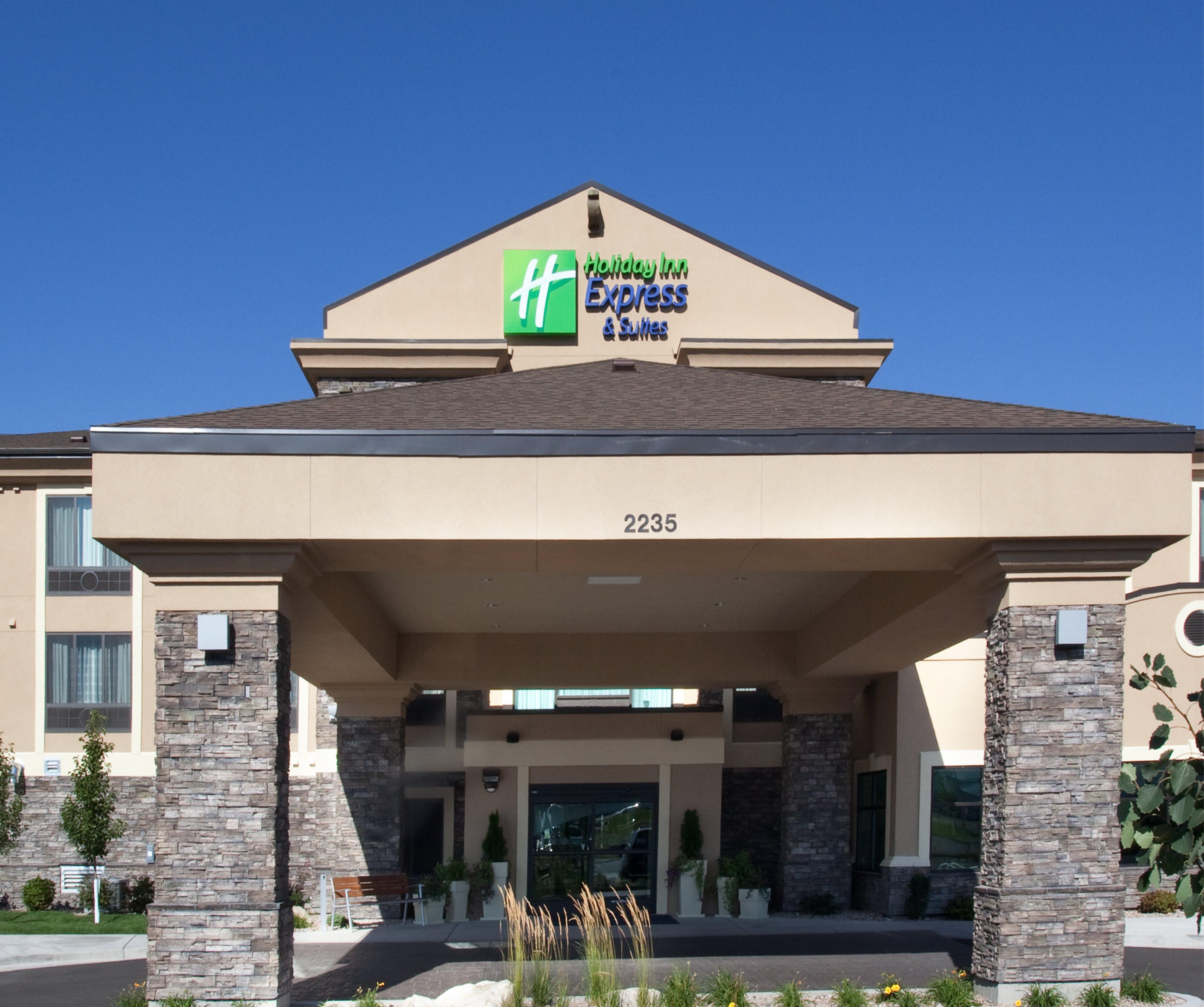 Holiday Inn Express & Suites Logan By Ihg מראה חיצוני תמונה