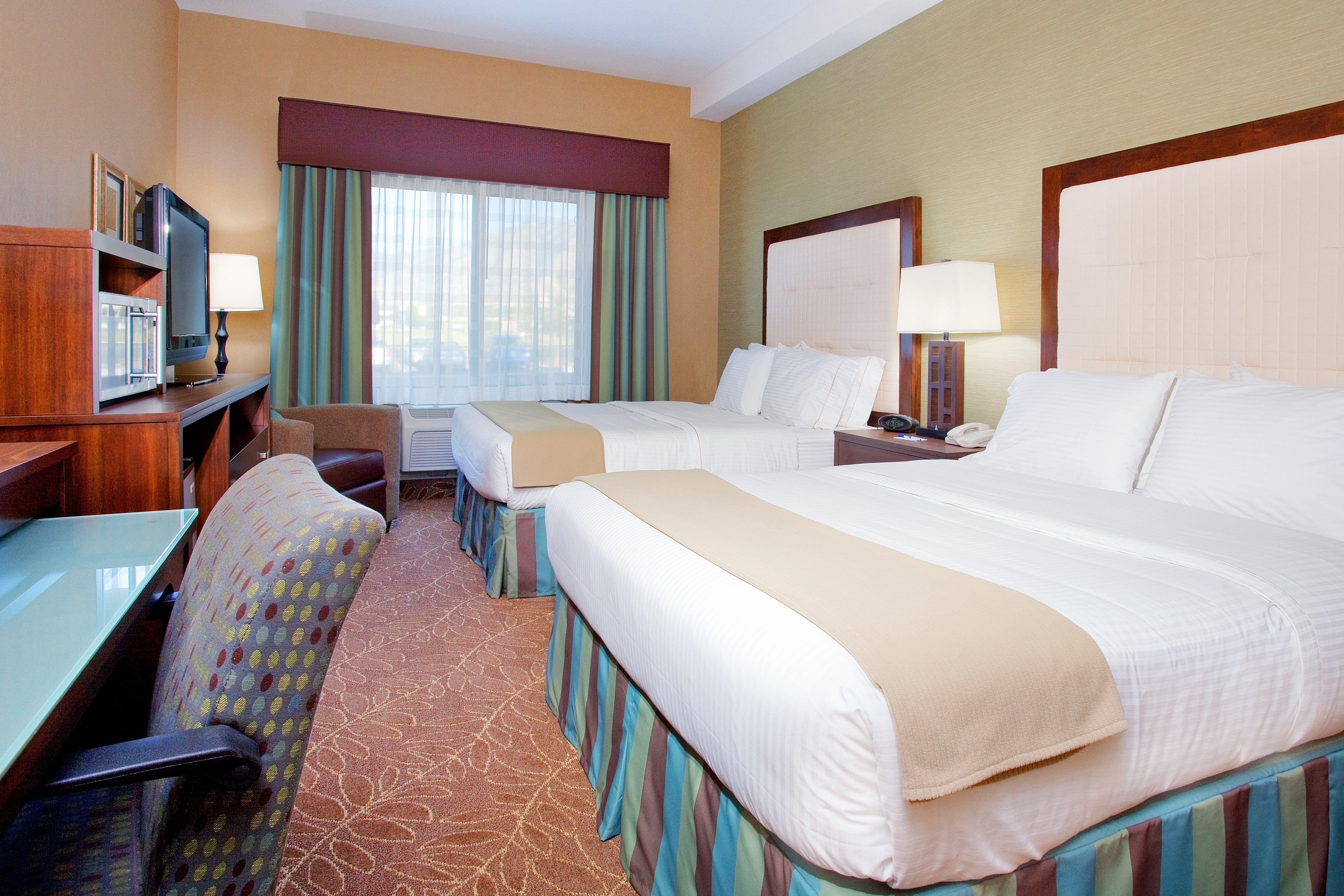Holiday Inn Express & Suites Logan By Ihg מראה חיצוני תמונה