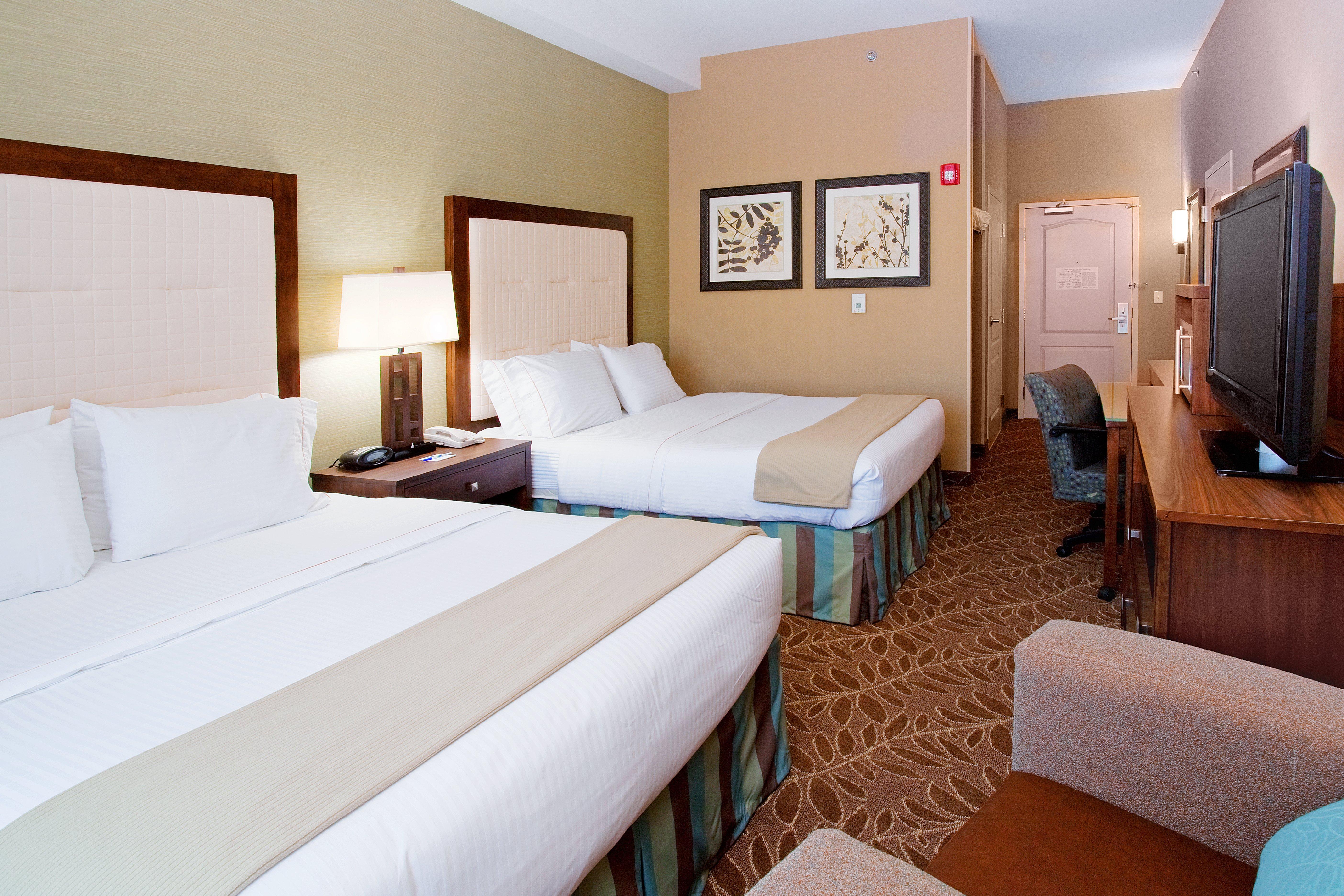 Holiday Inn Express & Suites Logan By Ihg מראה חיצוני תמונה