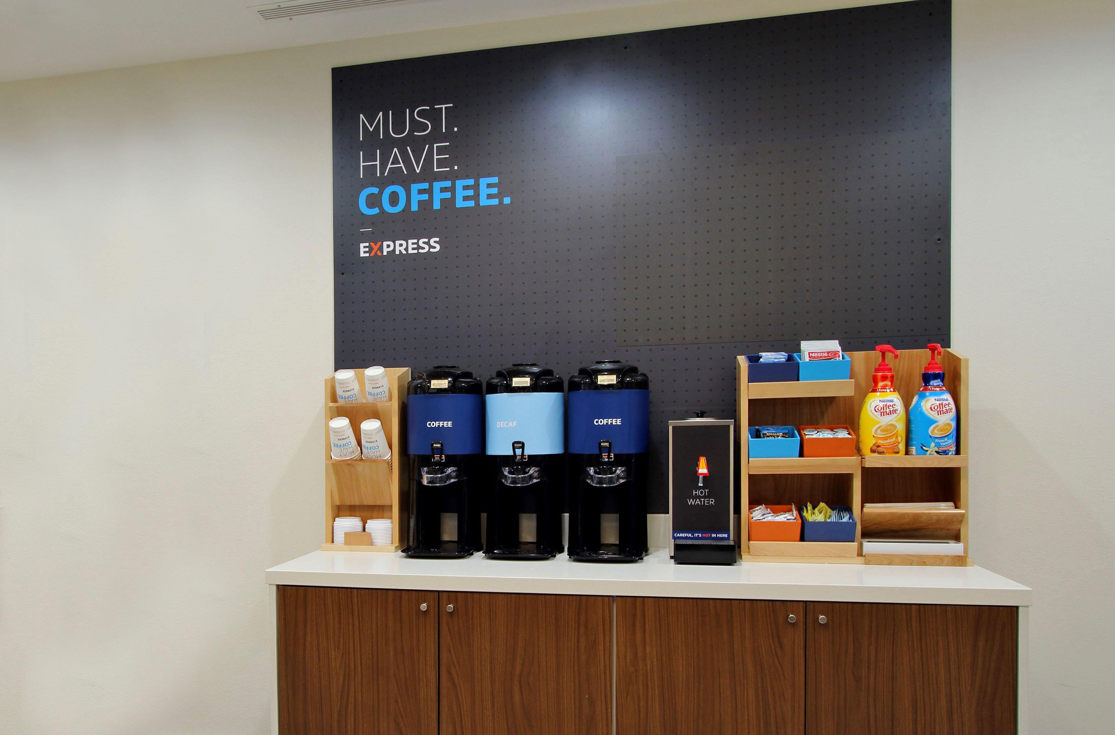 Holiday Inn Express & Suites Logan By Ihg מראה חיצוני תמונה